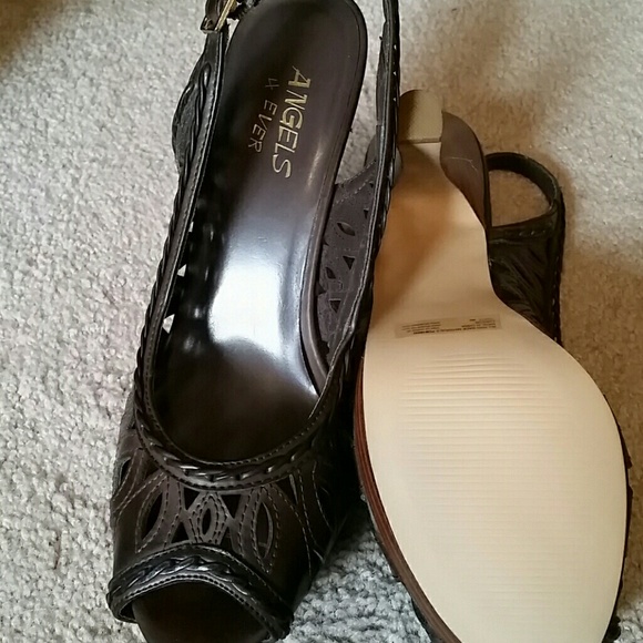 Heels - Picture 2 of 2